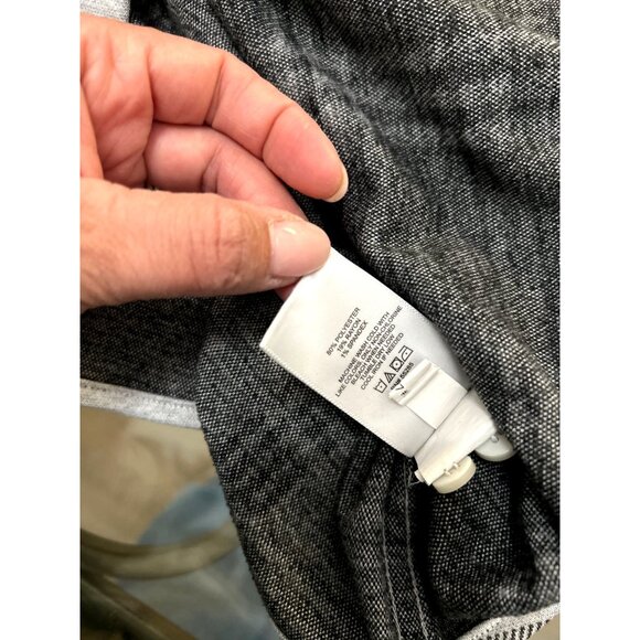 Plaid Long-Sleeve Button-Up Shirt By Express In Gray & Black - Picture 7 of 7